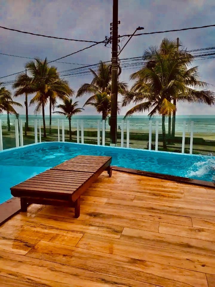 Mongagua Com Vista Para O Mar Pe Na Areia 외부 사진